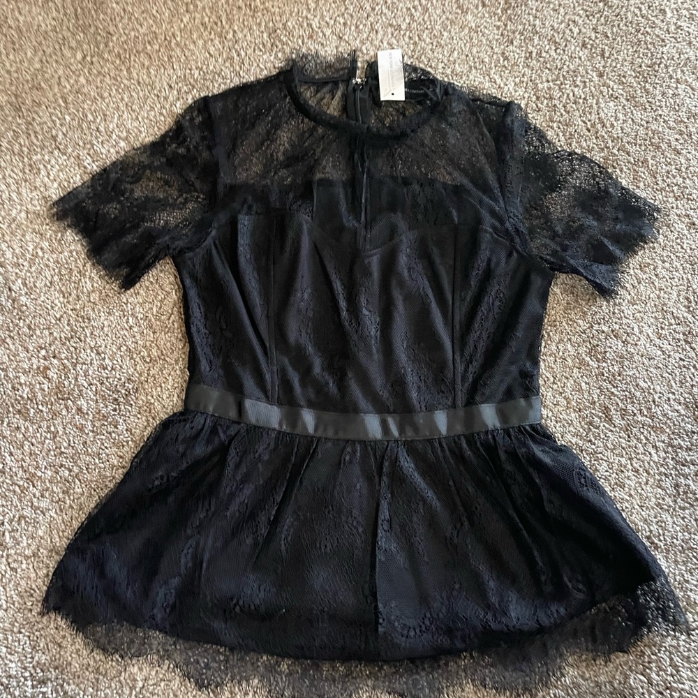 New York and company lace top
